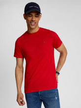 Cargar imagen en el visor de la galería, Polo Tommy Hilfiger Rojo - Store In Perú