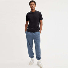 Cargar imagen en el visor de la galería, Camiseta Coach Essential T-Shirt
