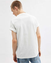 Cargar imagen en el visor de la galería, Camiseta Coach Cuadrado de firma
